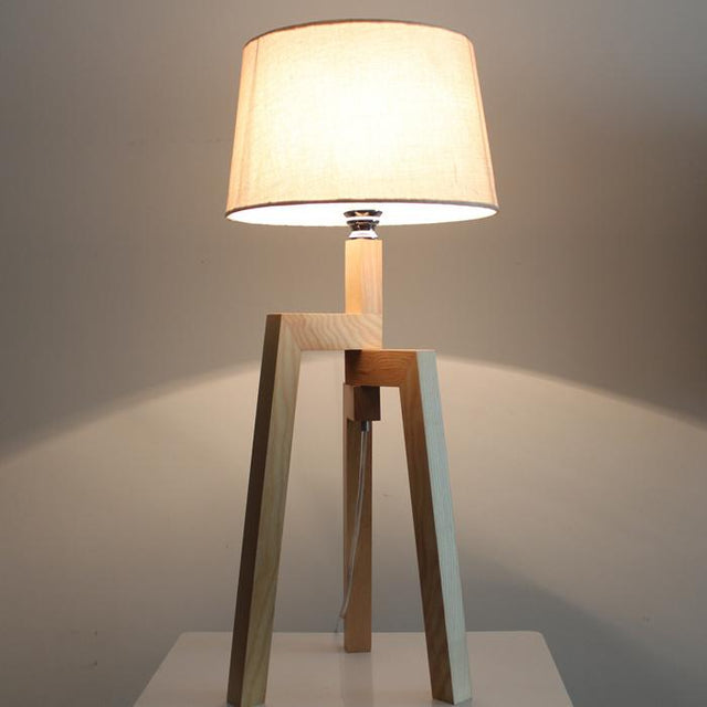 Minimalist table lamp (adjustable)
