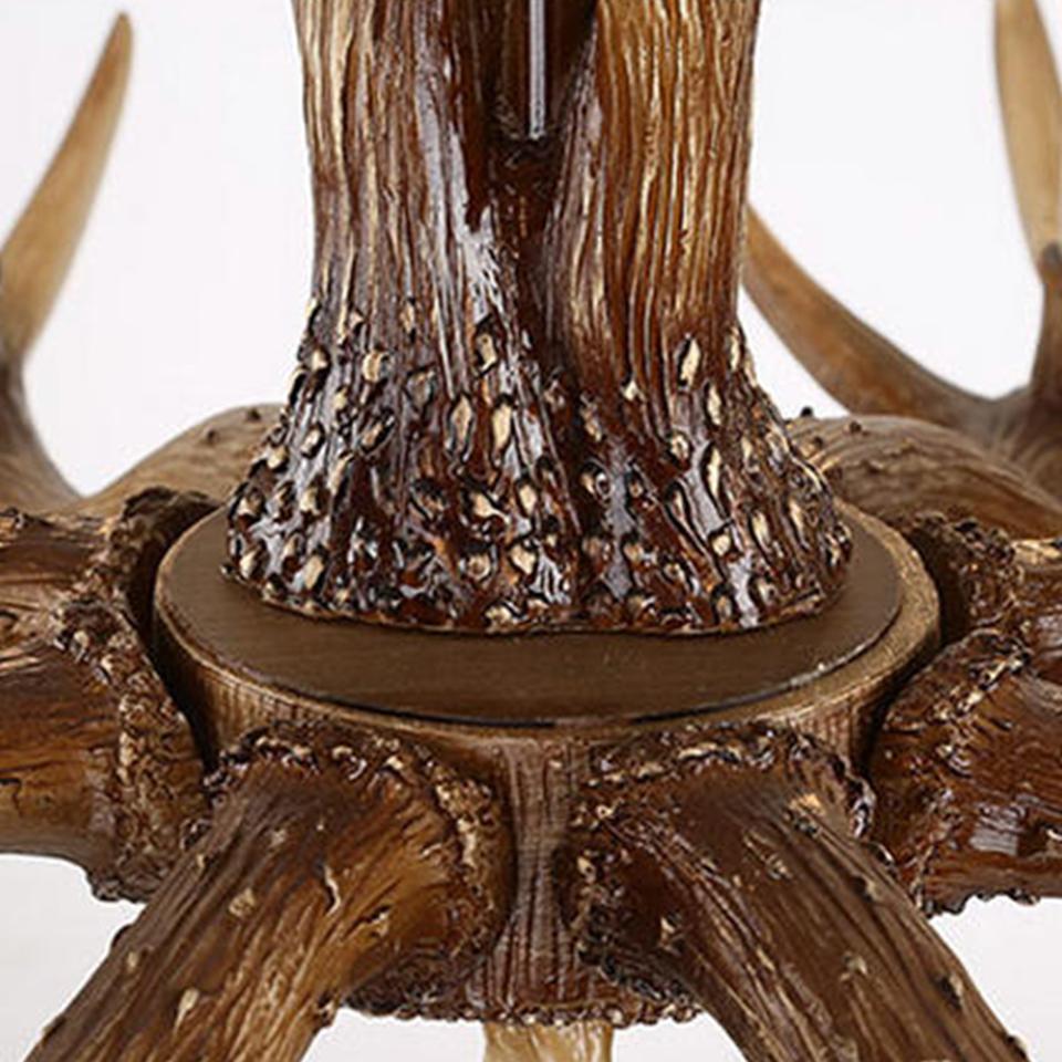 Antlers chandelier with six lights