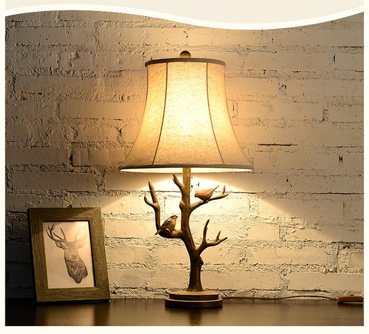 Tree and birds wooden table lamp